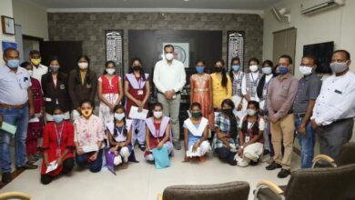 Photo of 10 वीं-12 वीं की परीक्षा में उत्कृष्ट प्रदर्शन करने वाली 20 छात्राओं को मिली 5-5 हजार रुपये की प्रोत्साहन राशि